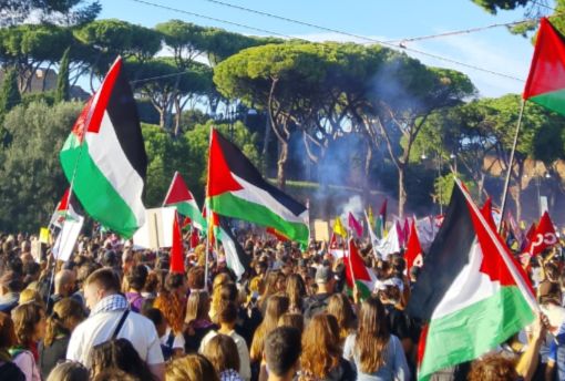 Arci Massa Carrara esprime totale solidarietà alle 37 persone colpite dagli avvisi a conclusione delle indagini preliminari notificati in questi giorni.